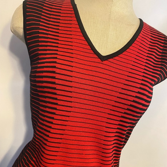 Brand: Premise Dresses red And black size small - Picture 3 of 7